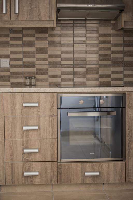 St.Helena Court Apartment Ларнака Екстериор снимка